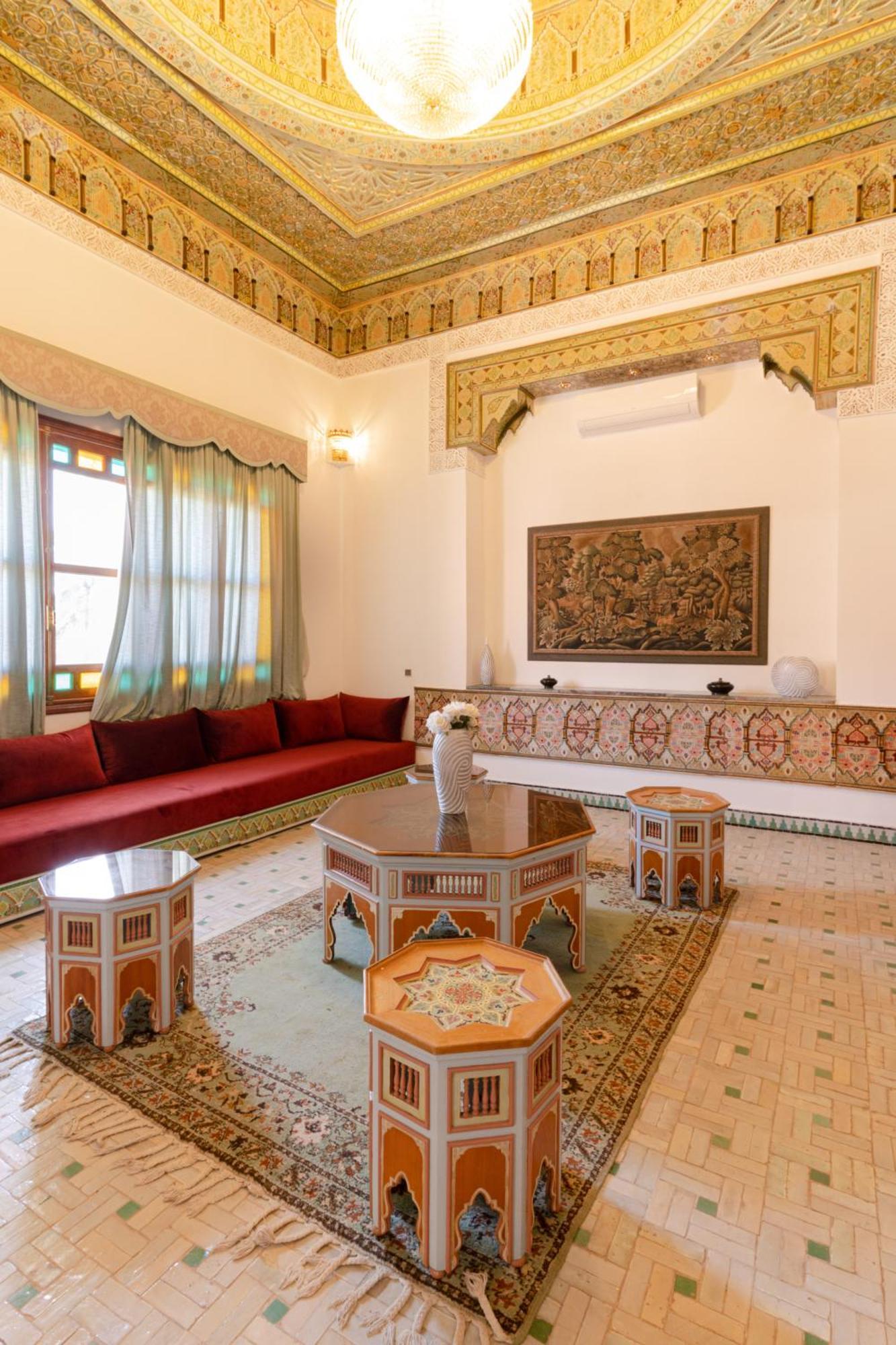 Nomadz Palace Touggana Exteriér fotografie